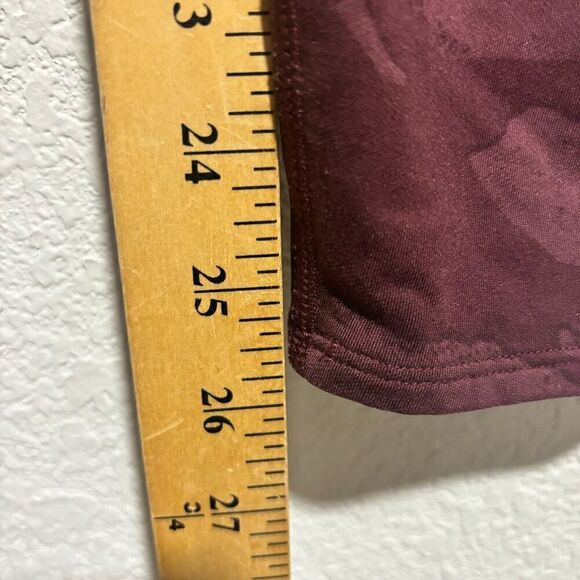 The North Face Women's Ankle Leggings Medium Maroon Camo High-Waist Pockets - Picture 10 of 13